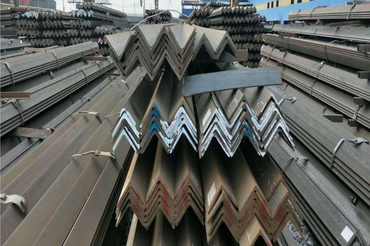 加盖期权的执行汇率（执行价格对期权价格的影