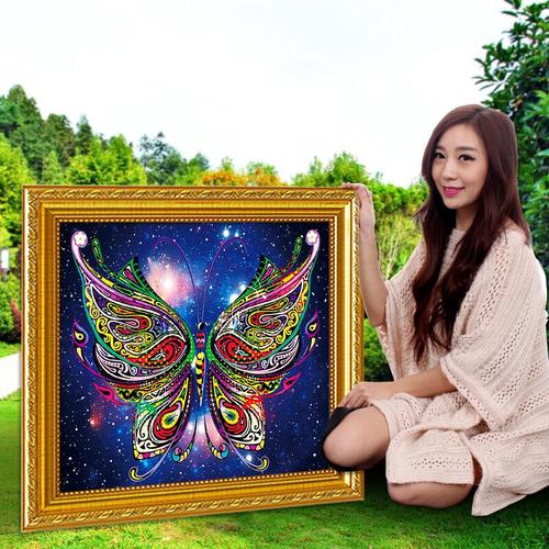 为什么基金的数量要比股票多（基金和股票哪个