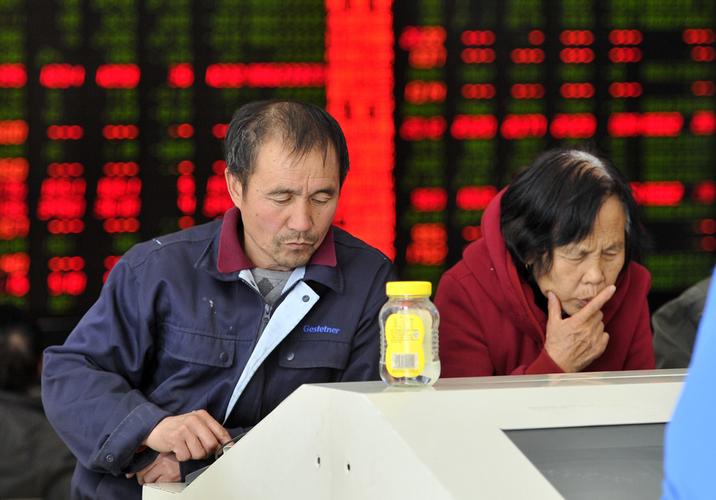 股票拉高出货（股票庄家拉高出货是什么意思）